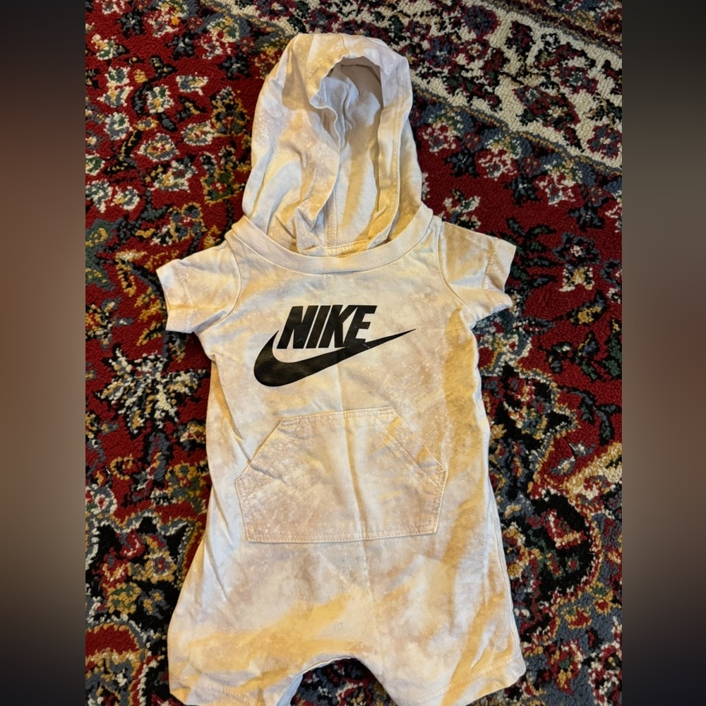 Nike Kids Hooded Jumpsuit and Romper Set - Pink and White - Picture 7 of 9